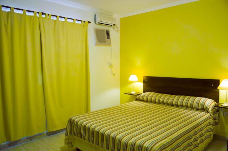 Colón Brisas Del Lago Apartamentos מראה חיצוני תמונה