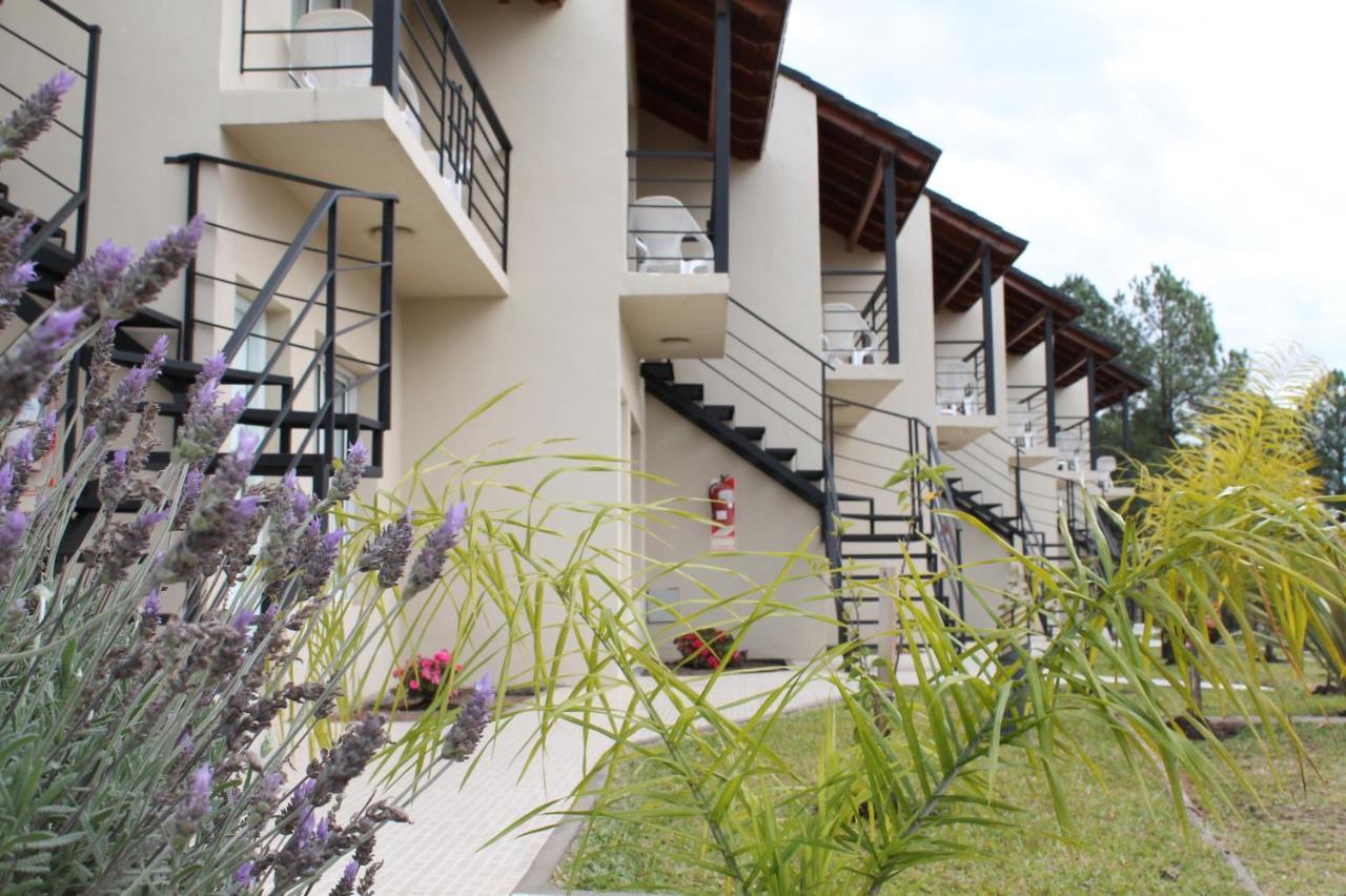 Colón Brisas Del Lago Apartamentos מראה חיצוני תמונה