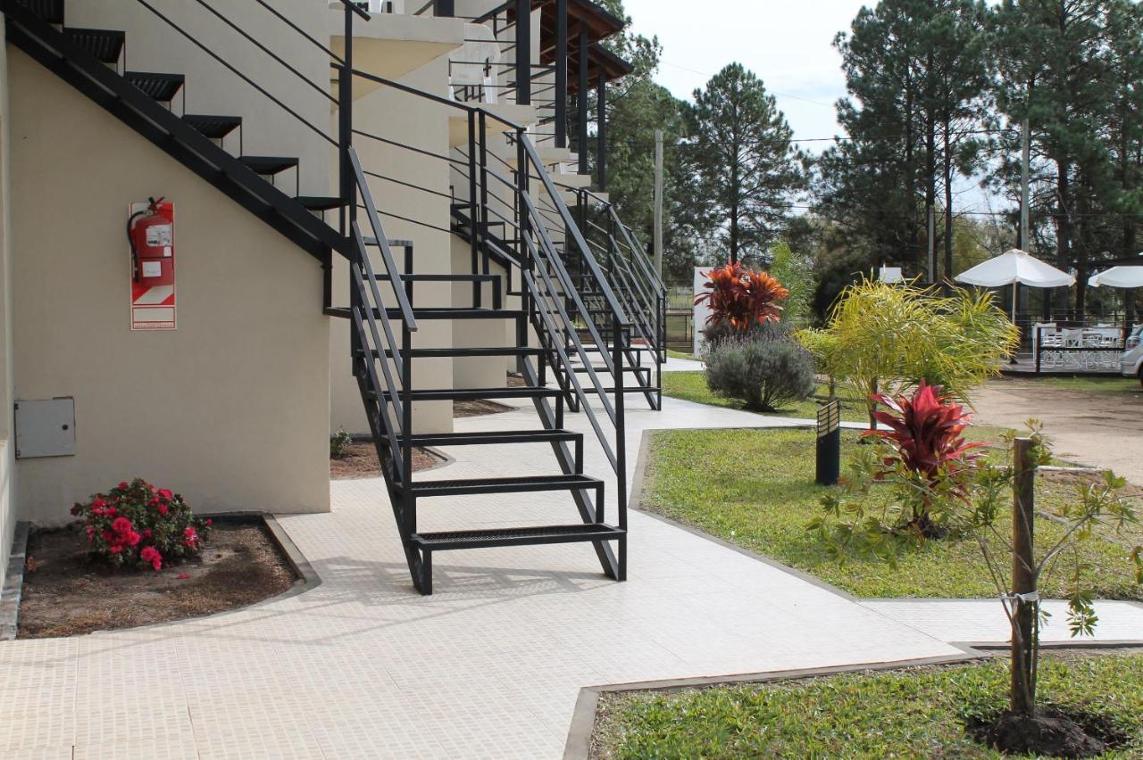 Colón Brisas Del Lago Apartamentos מראה חיצוני תמונה