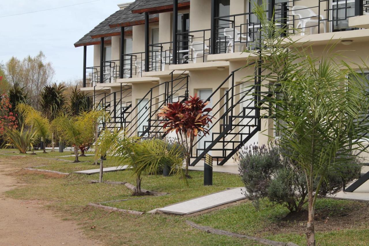 Colón Brisas Del Lago Apartamentos מראה חיצוני תמונה