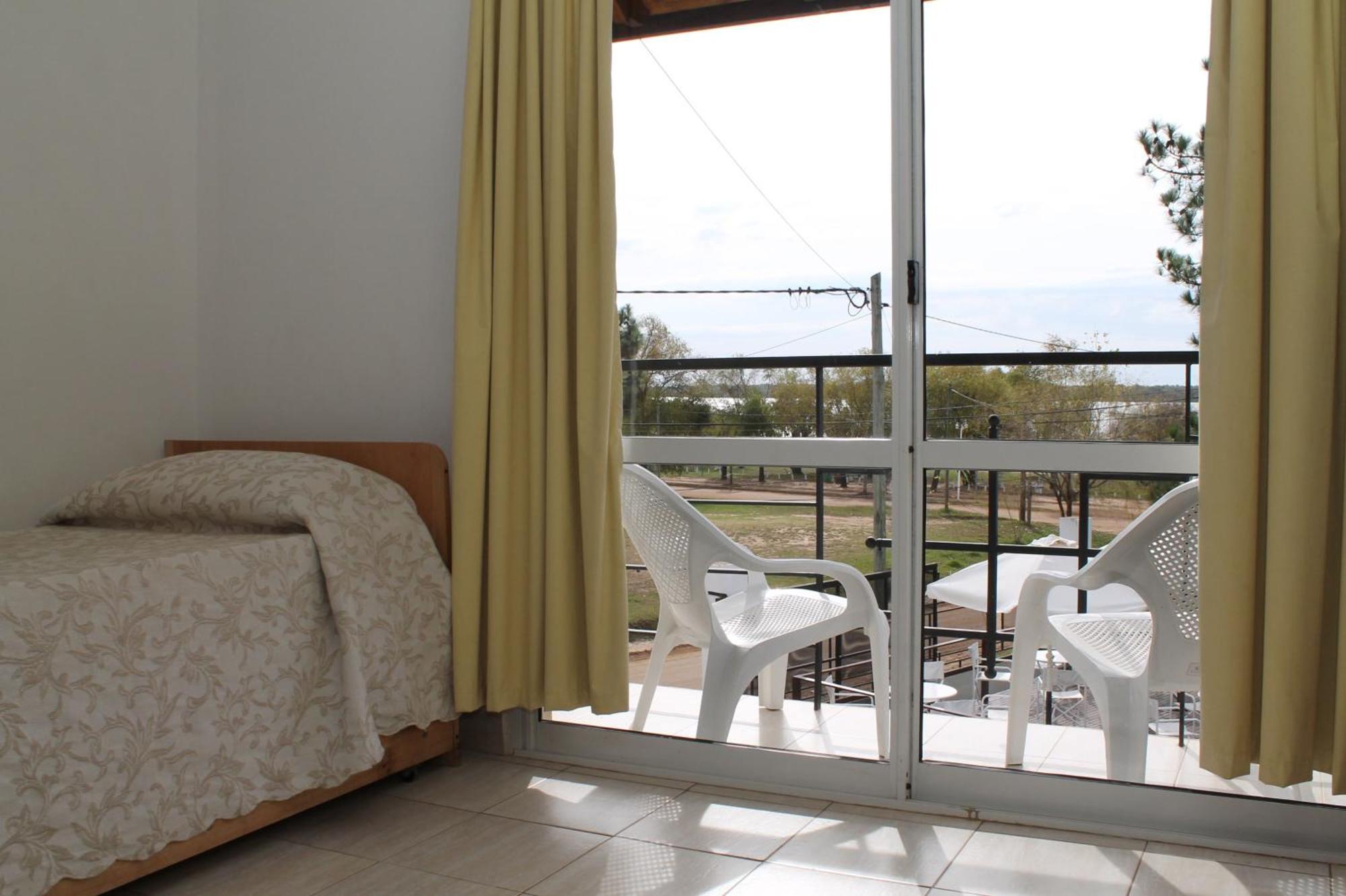 Colón Brisas Del Lago Apartamentos מראה חיצוני תמונה