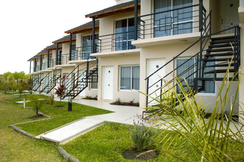 Colón Brisas Del Lago Apartamentos מראה חיצוני תמונה