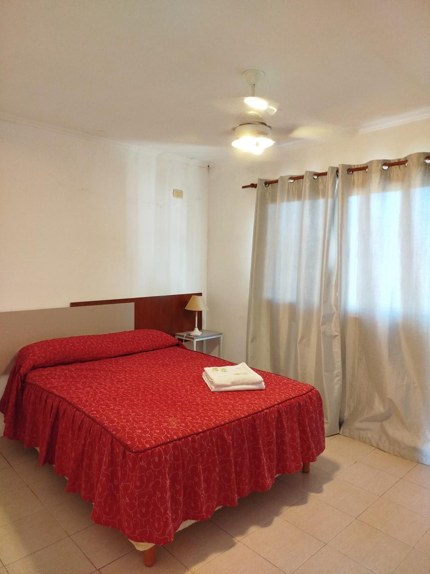 Colón Brisas Del Lago Apartamentos מראה חיצוני תמונה